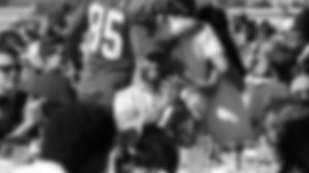 LB Fred Warner