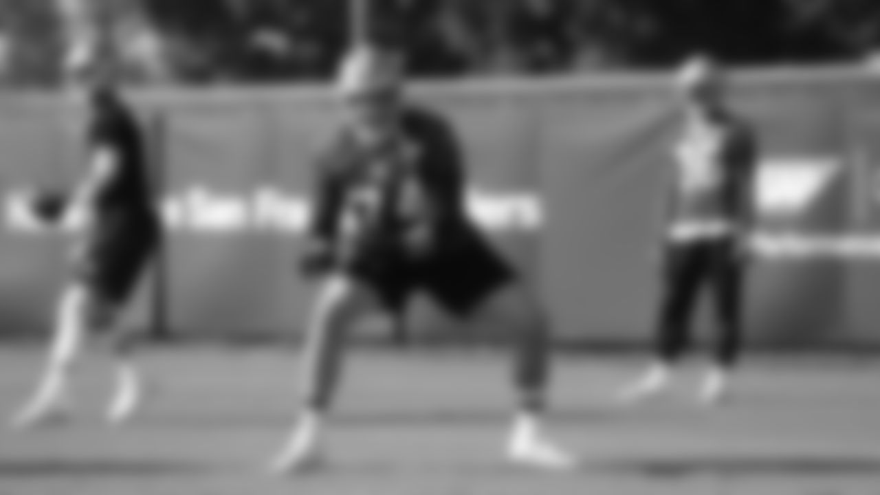 T Joe Staley