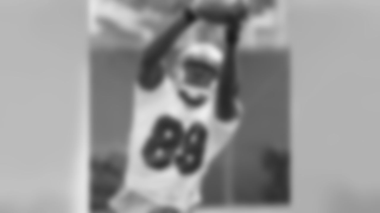 WR Jason Hill