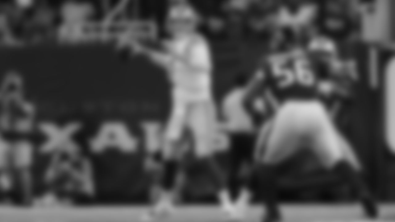 QB Nate Sudfeld
