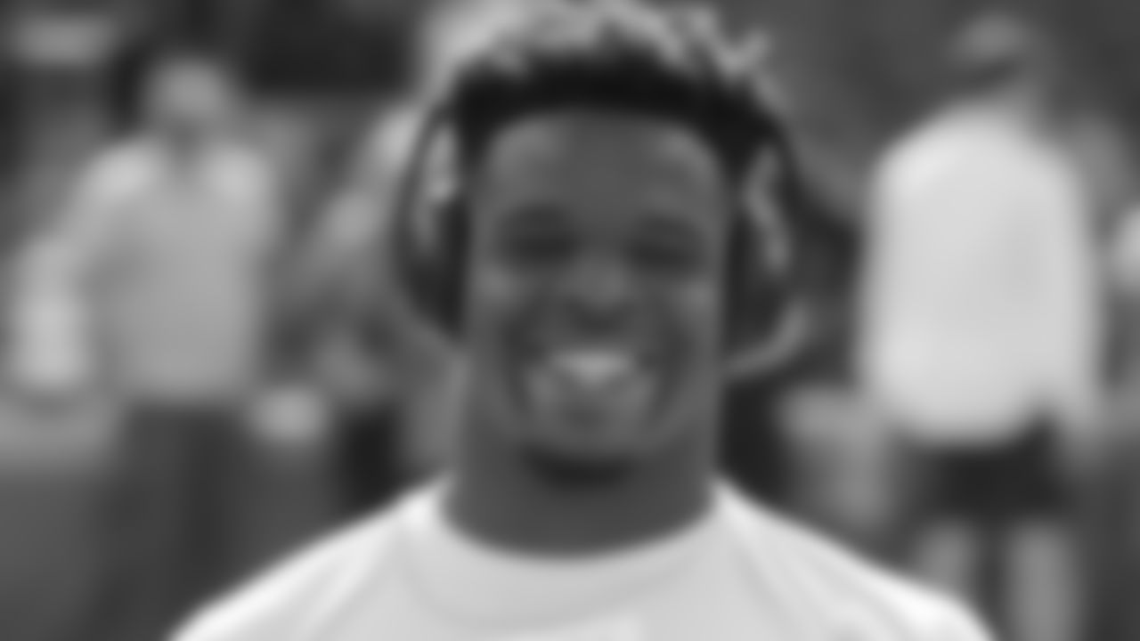 LB Dre Greenlaw