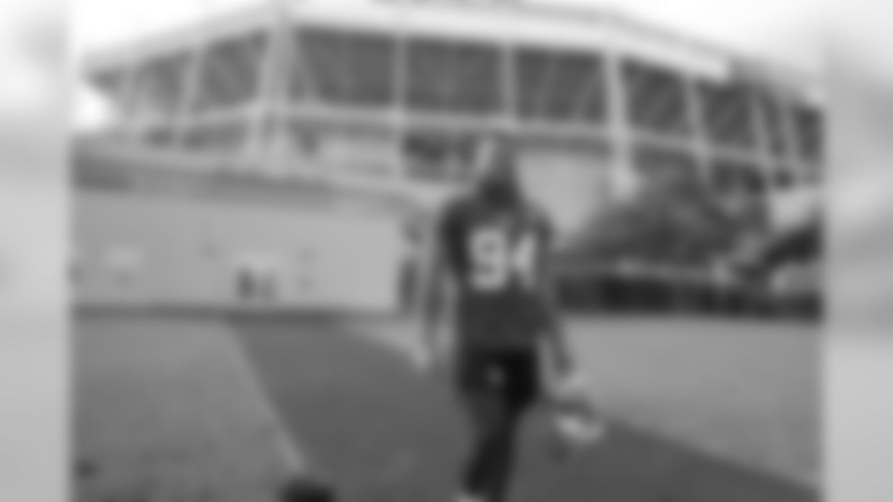 DL Solomon Thomas