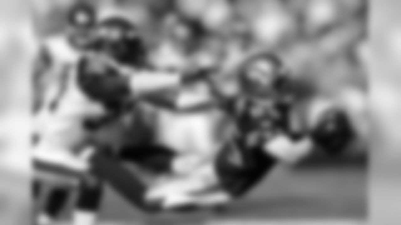 2005 -- 49ers wideout Brandon Lloyd.
