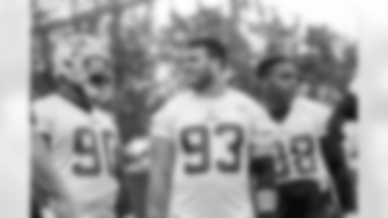 DL Chris Jones