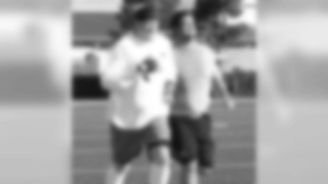 OL Barry Sims and Joe Toledo