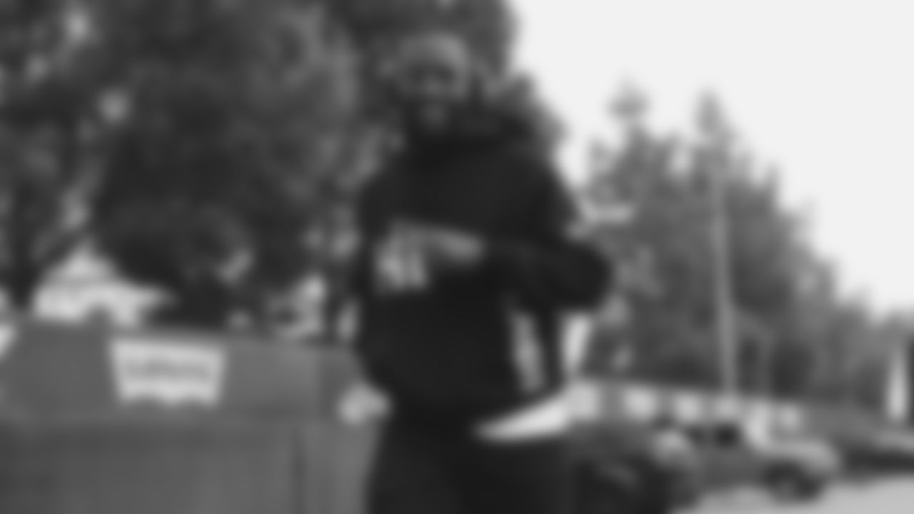LB Tyrell Adams