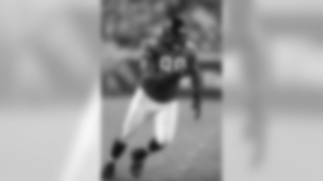 Former Jaguars DT John Henderson