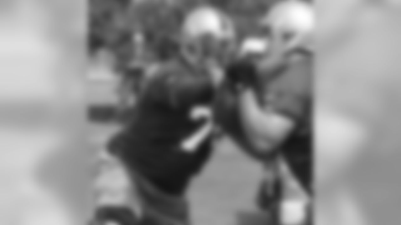 LT Joe Staley
