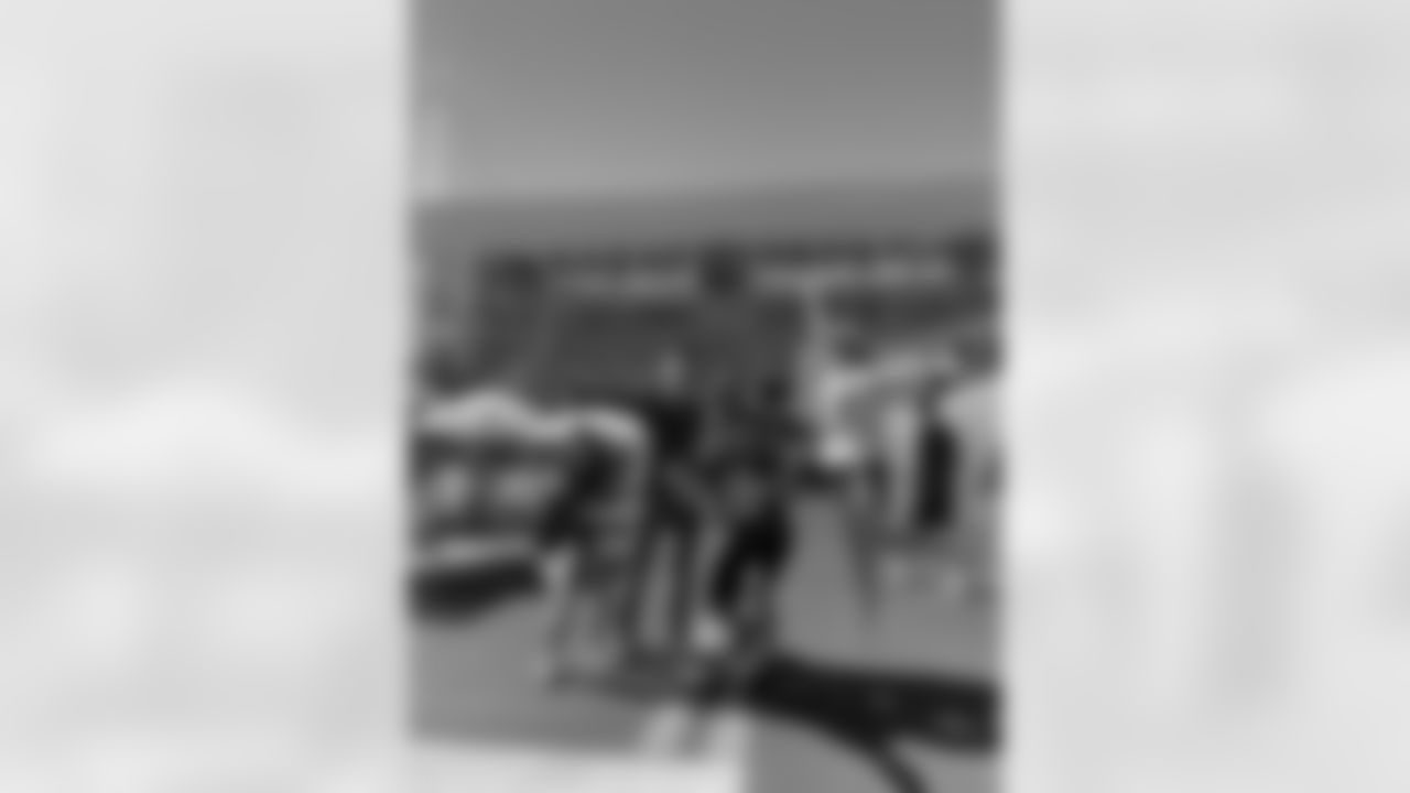 040122-WonofUS9-FB