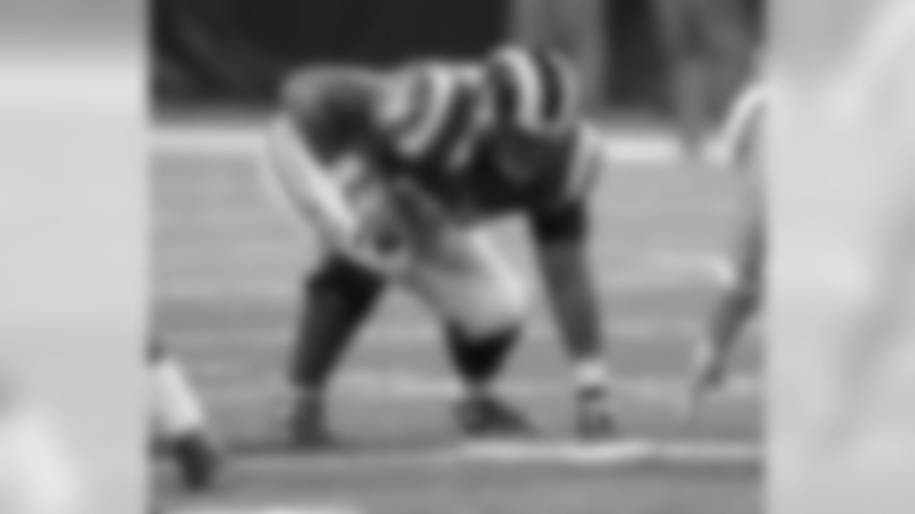 LG 76 Rodger Saffold