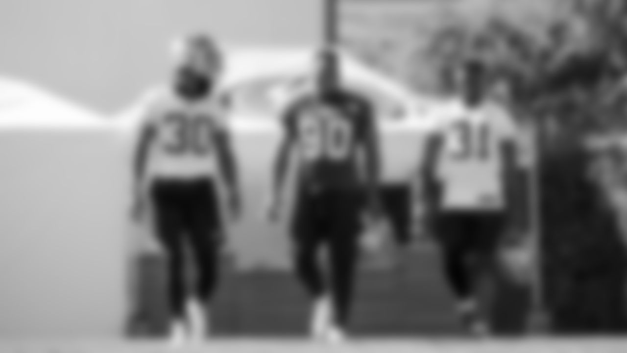 RB Jeff Wilson Jr., DL Kevin Givens and RB Raheem Mostert