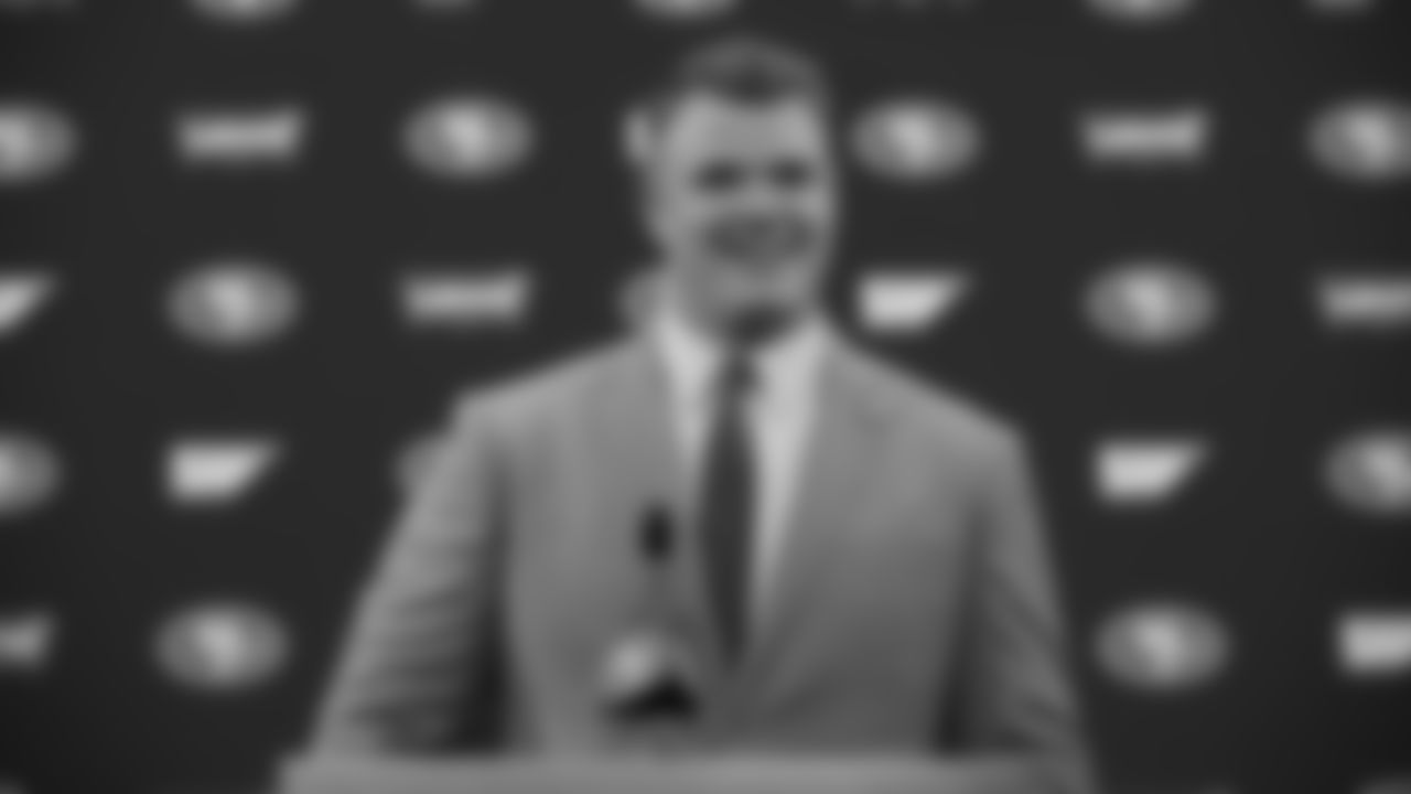 T Mike McGlinchey