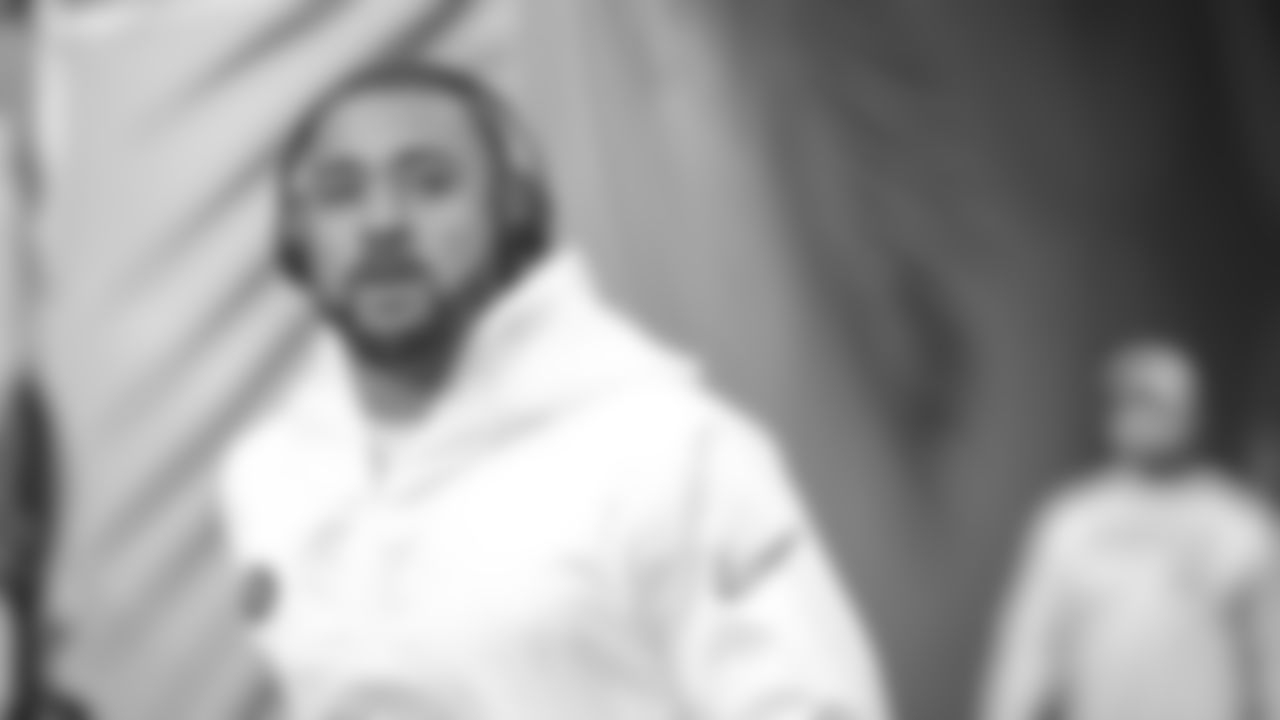 LB Mark Nzeocha