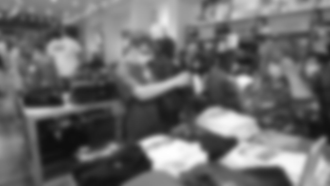 Mike McGlinchey & Levi's® Holiday Shopping Event