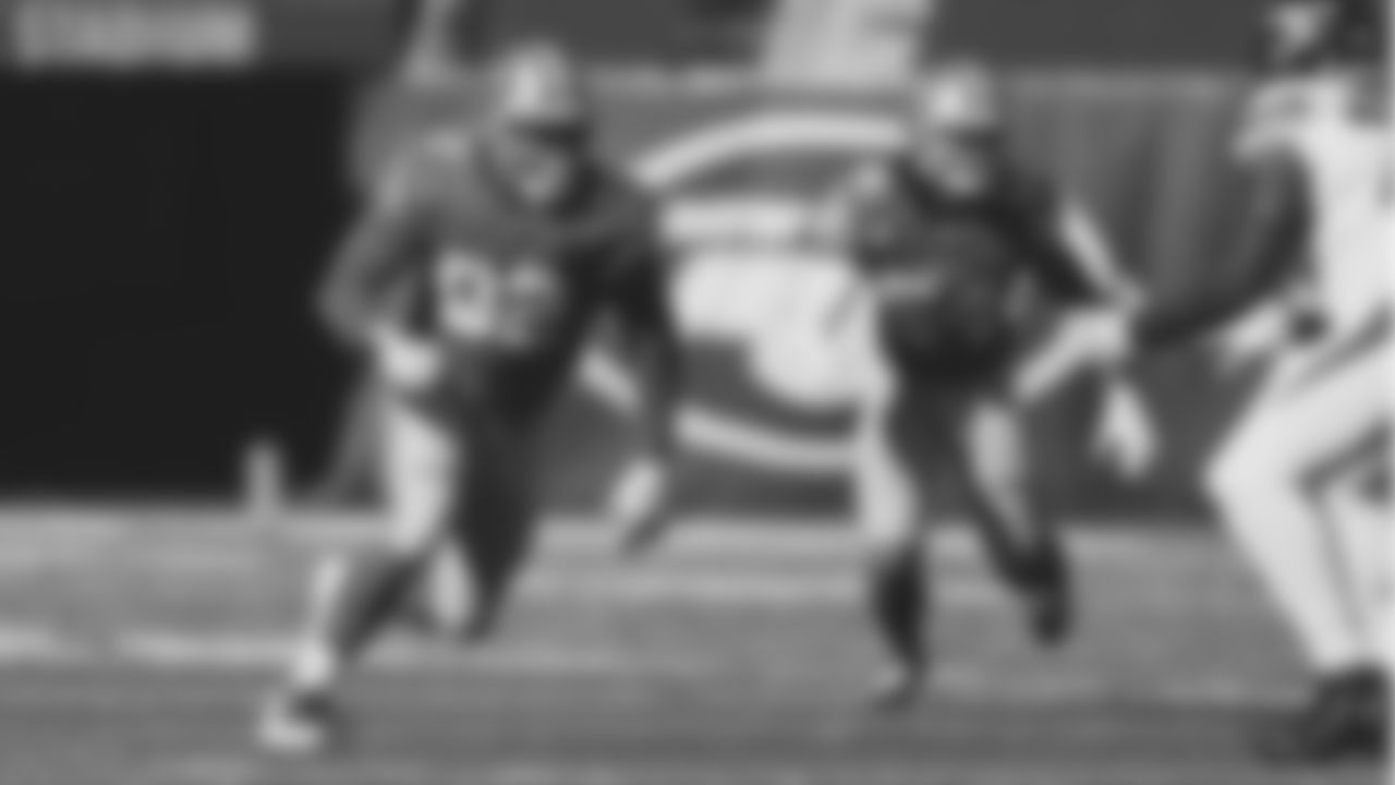 DL Kerry Hyder