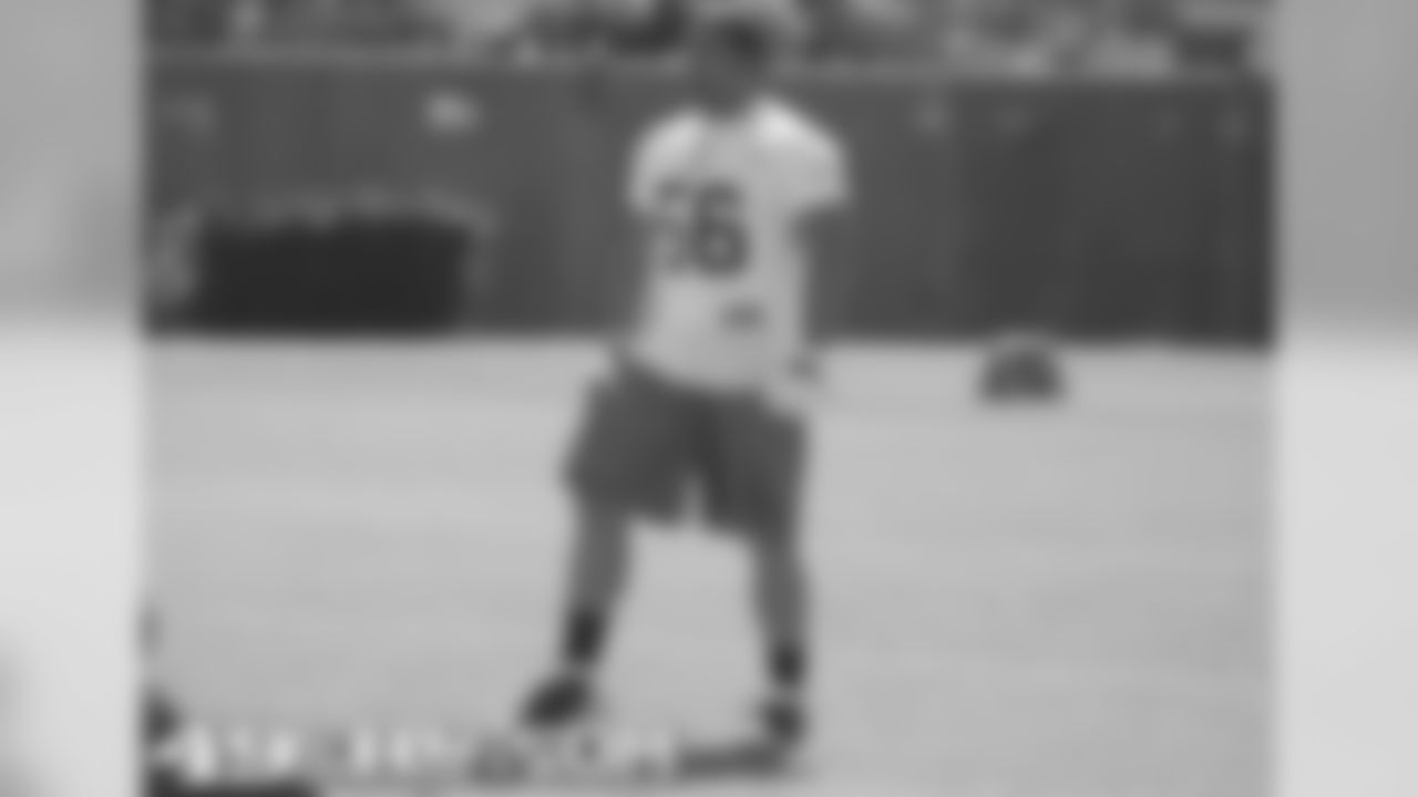 LB Scott McKillop