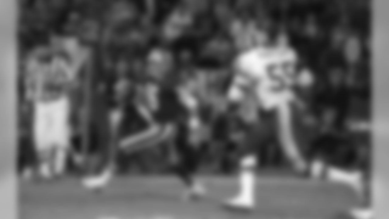 1988 -- 49ers quarterback Joe Montana.