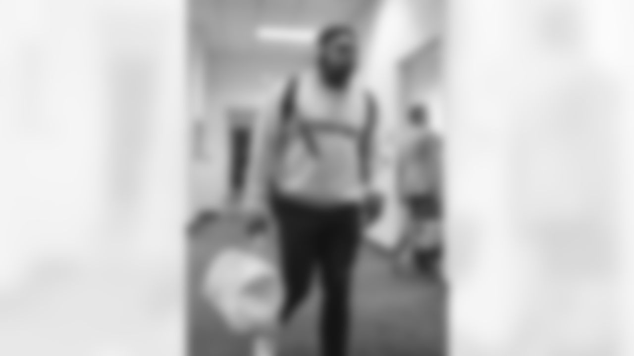 DL Kerry Hyder Jr.