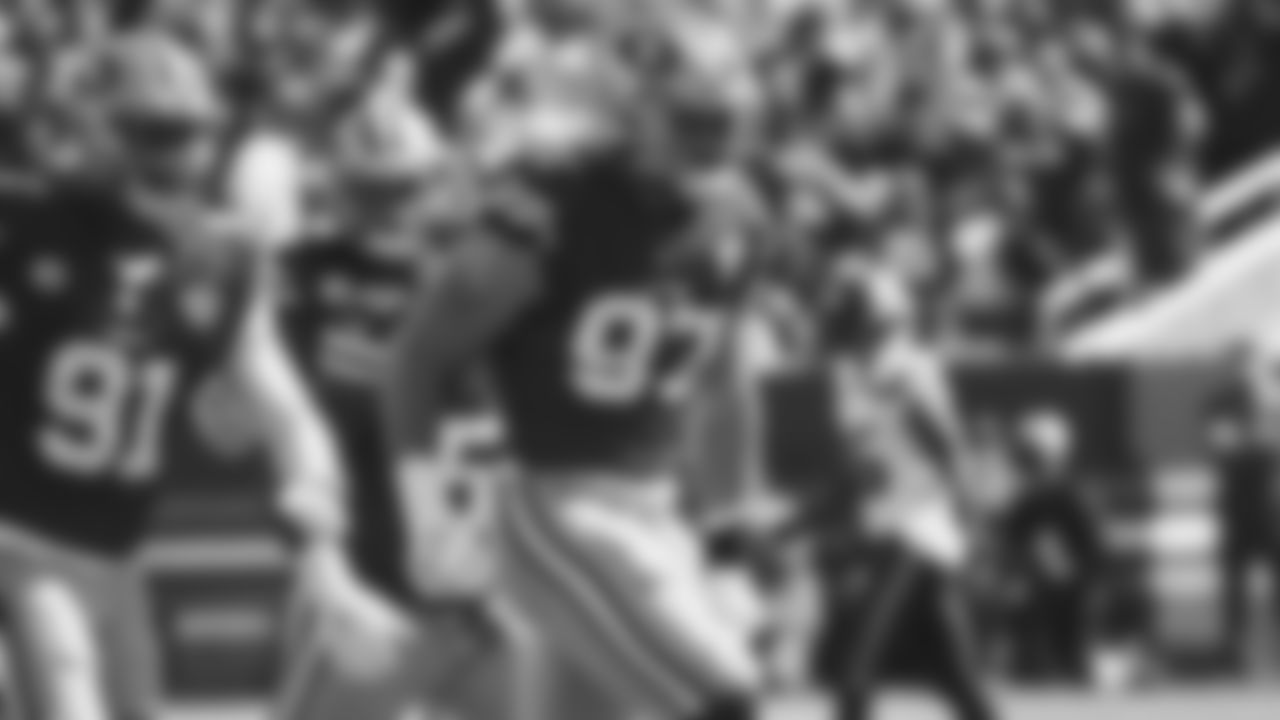 DL Nick Bosa
