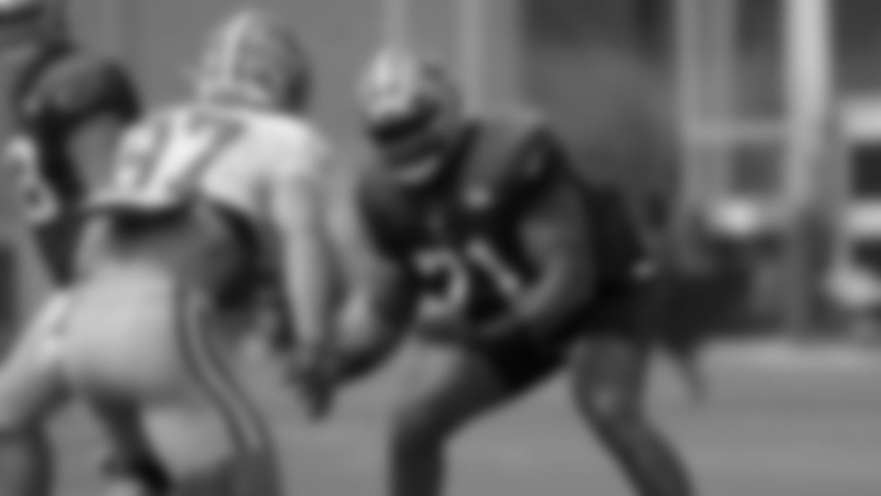 T Trent Williams
