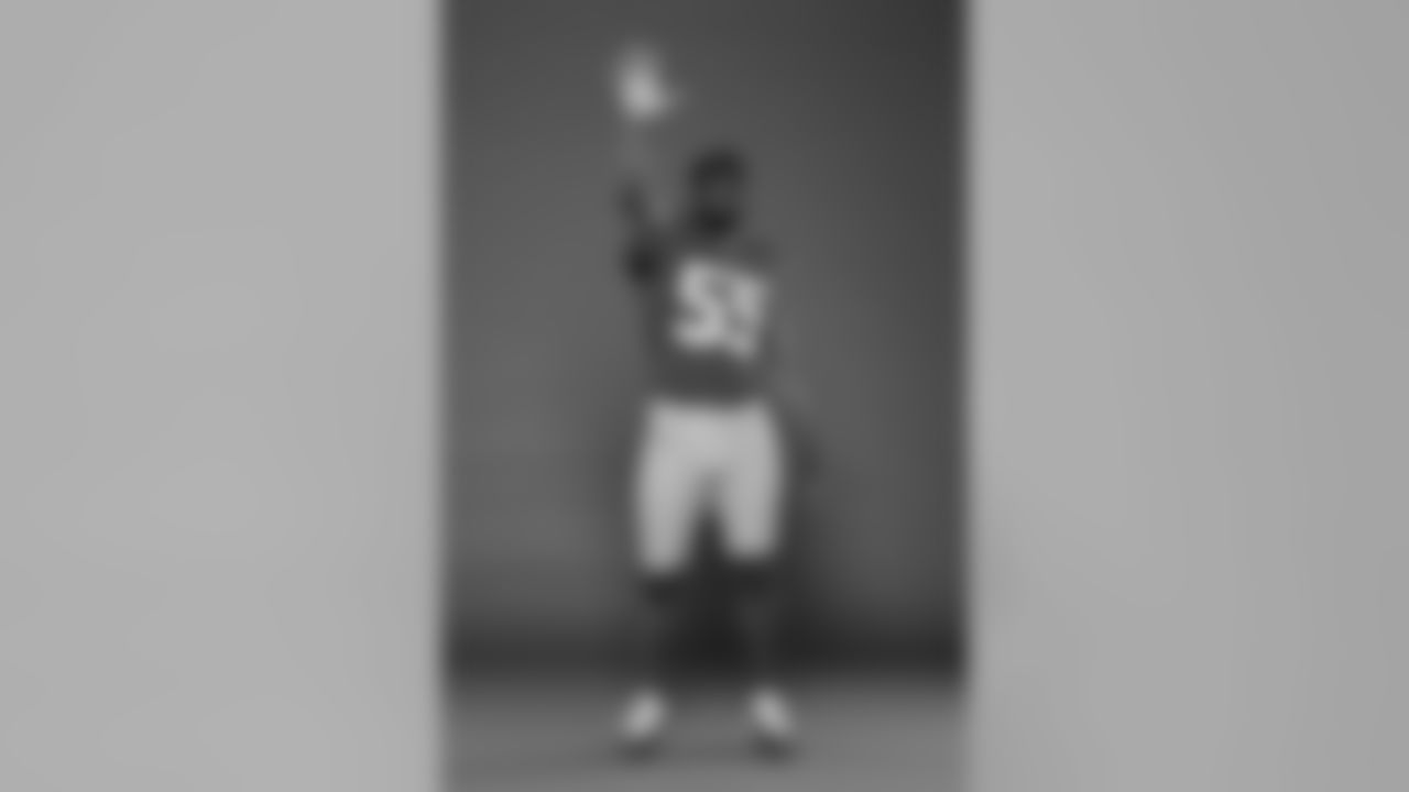 DL Dee Ford
