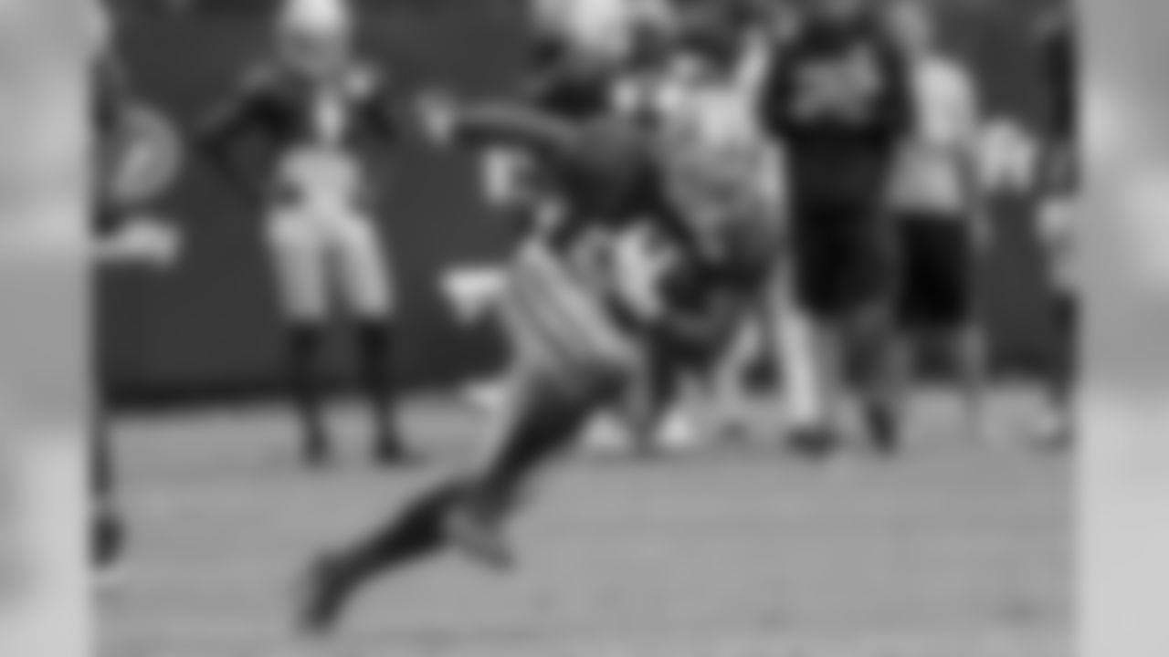 RB Carlos Hyde