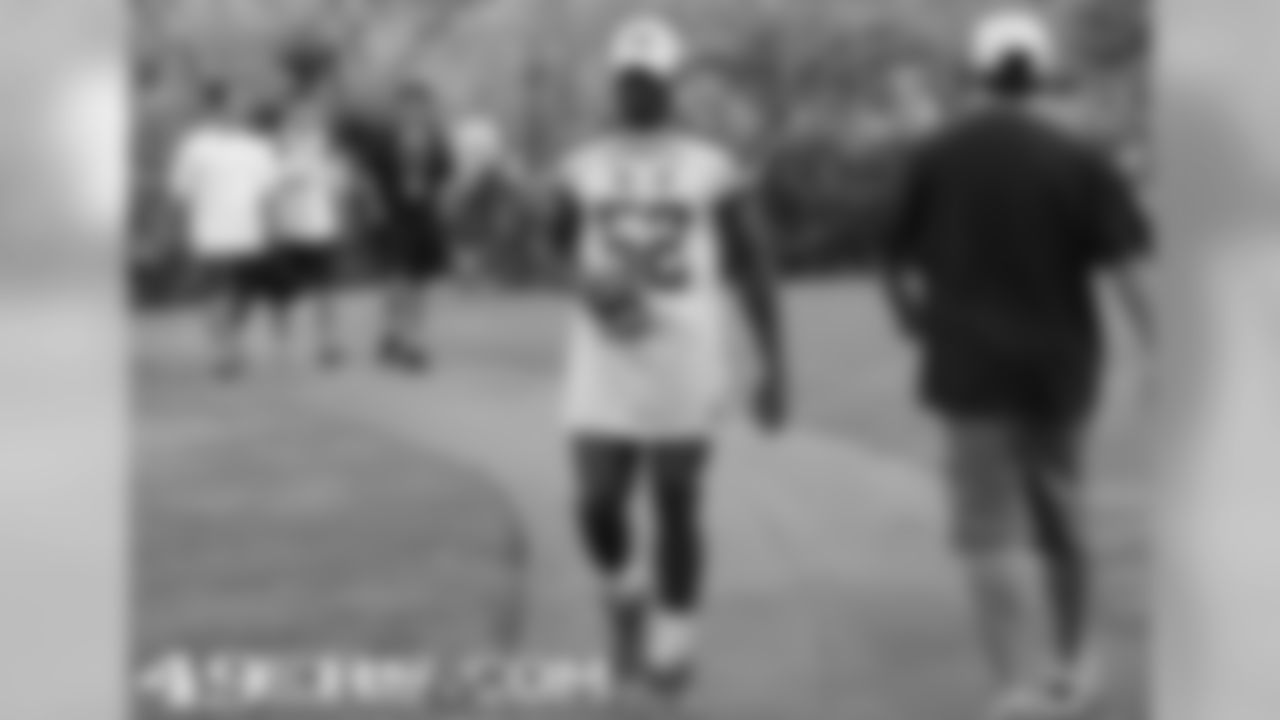 LB Patrick Willis