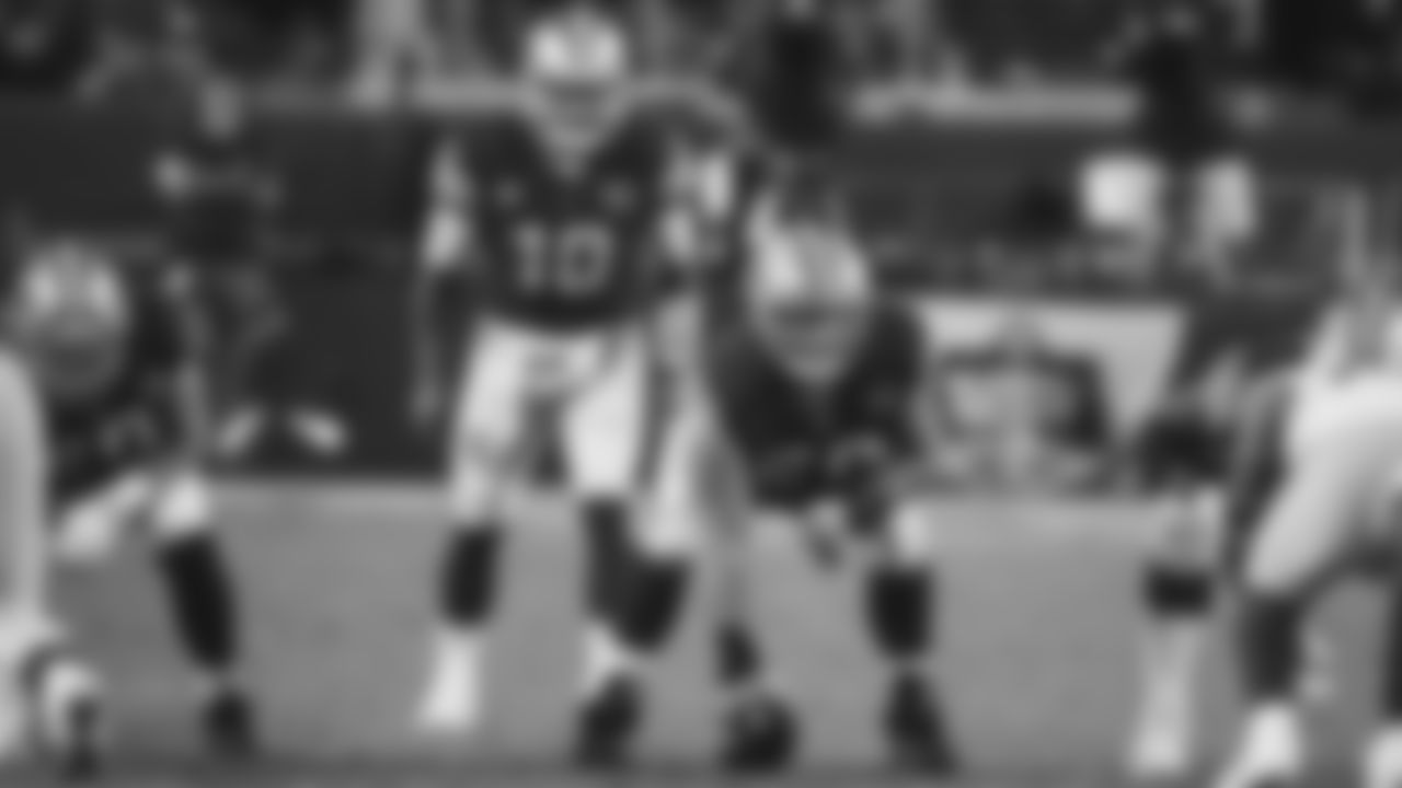 QB Jimmy Garoppolo, C Alex Mack