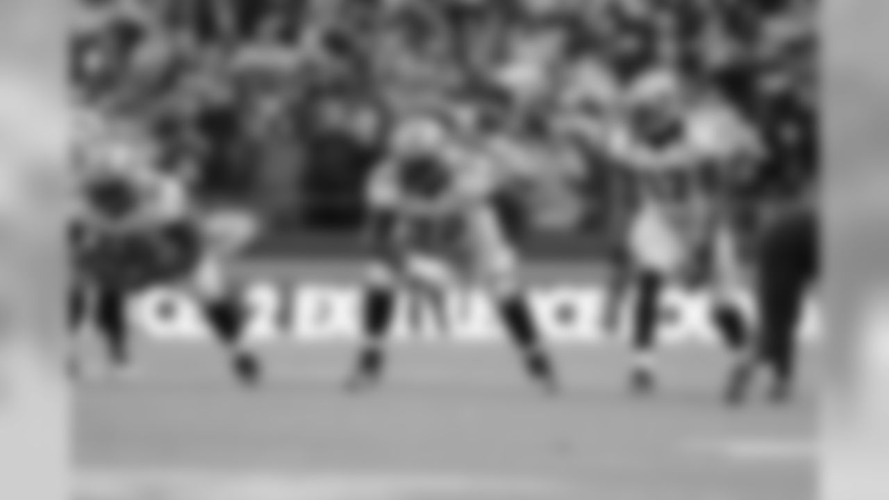 LT 72 Terron Armstead