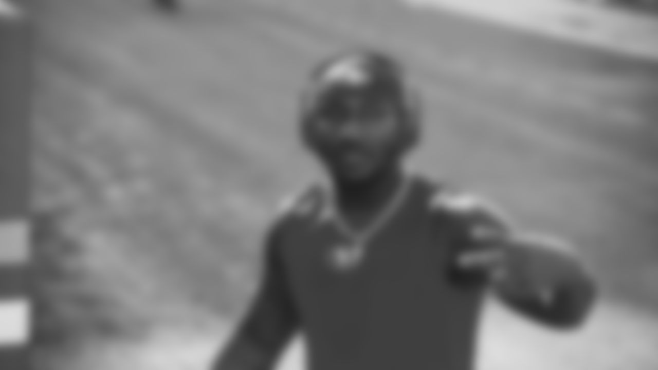 WR Deebo Samuel