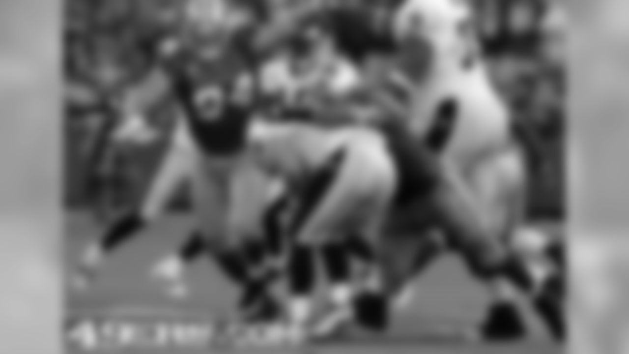 LB Ahmad Brooks gets a sack