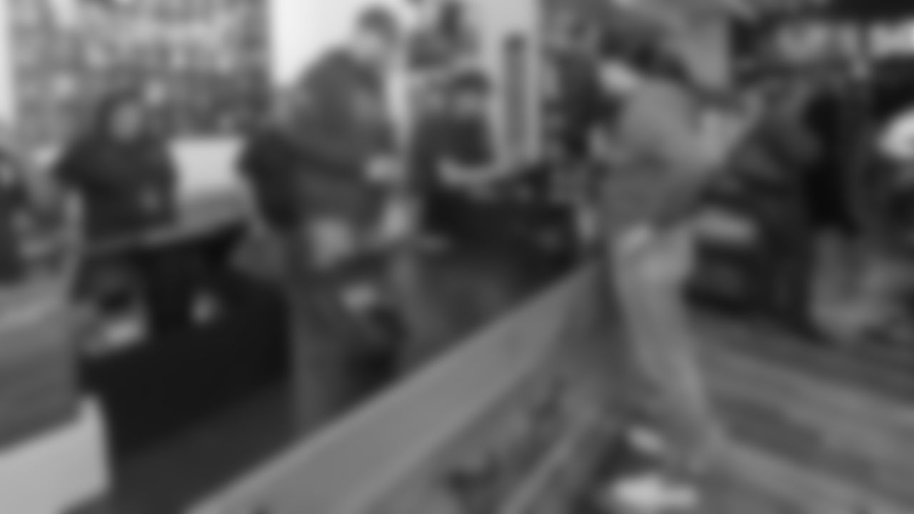 Levi's® and Mike McGlinchey Shop with a Player Event