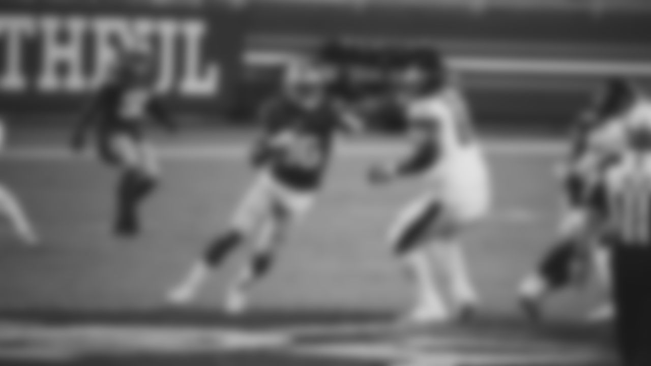 DL Dion Jordan