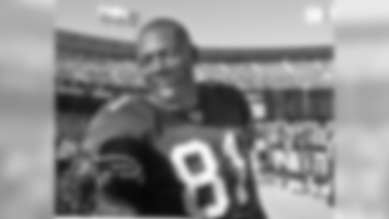 2001-04 -- Terrell Owens