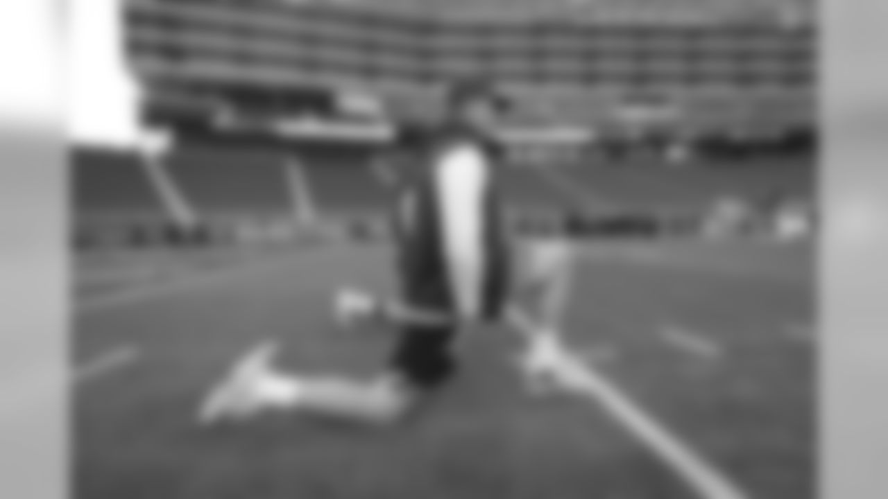 T Mike McGlinchey
