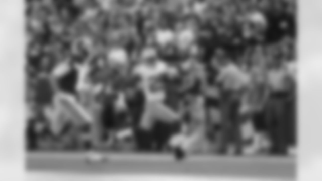 DB Jimmie Ward