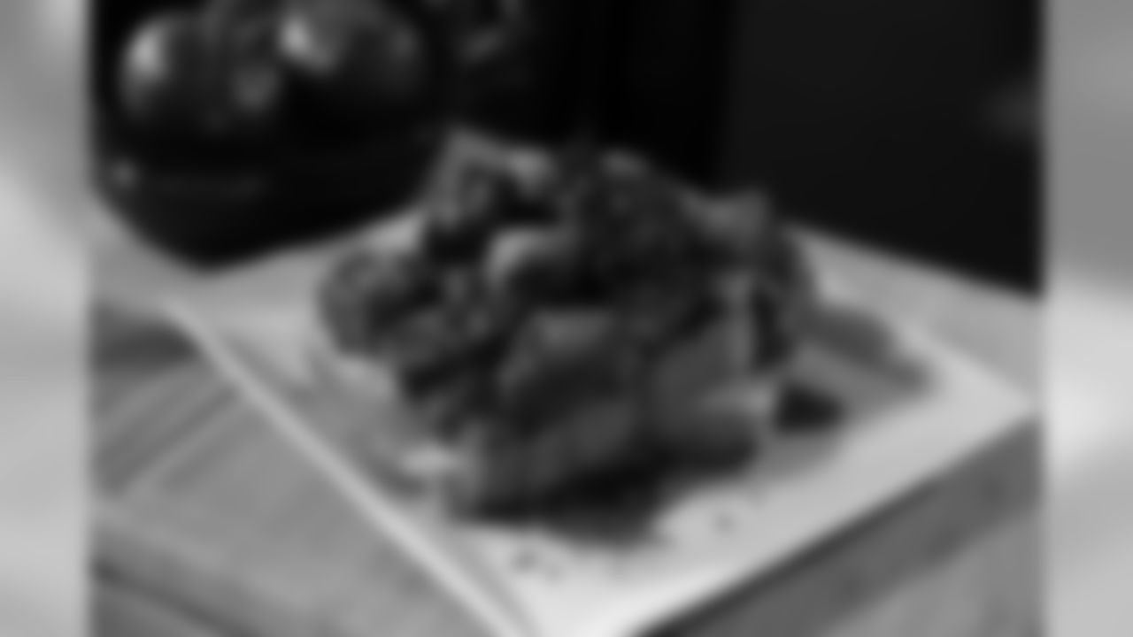 Slow-cooked BBQ beef brisket made with real charcoal inside oven pits. Served with a spiced tangy sauce on Texas toast.