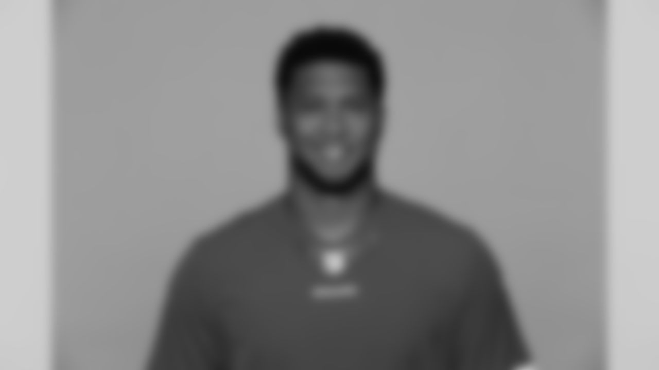 DL DeForest Buckner