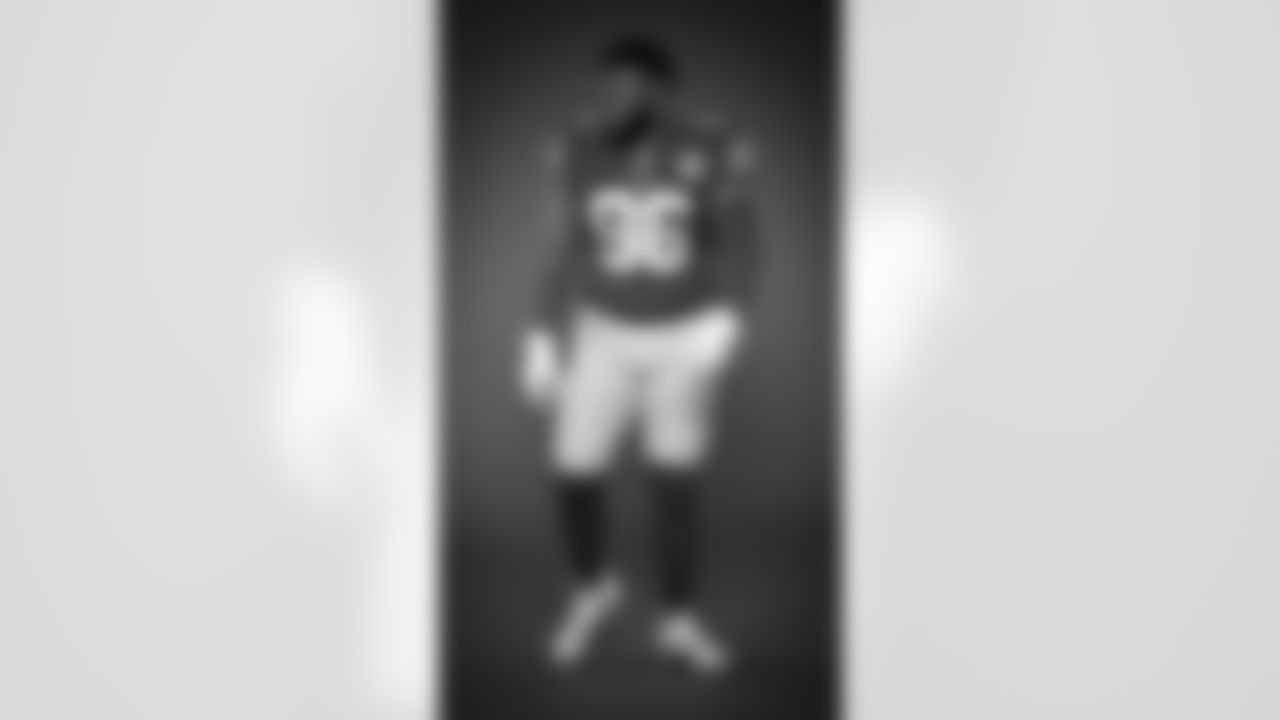 DL Maurice Hurst