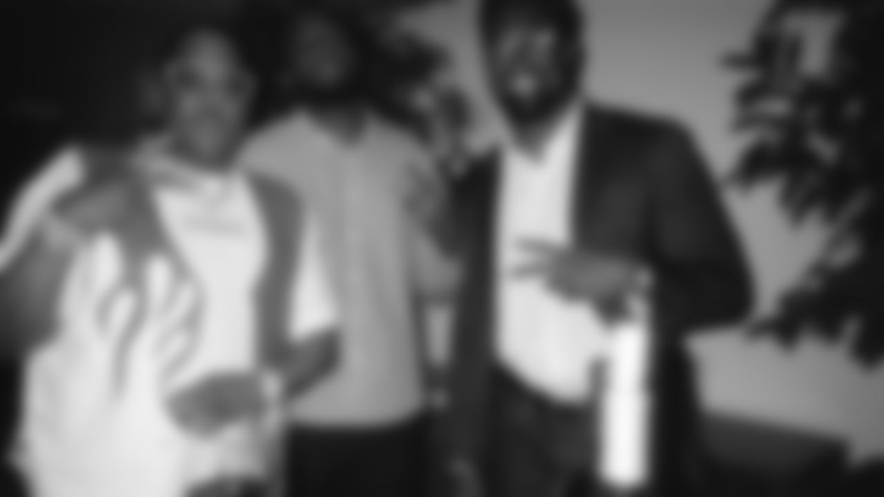 Mase, LB Demetrius Flannigan-Fowles, LB Oren Burks