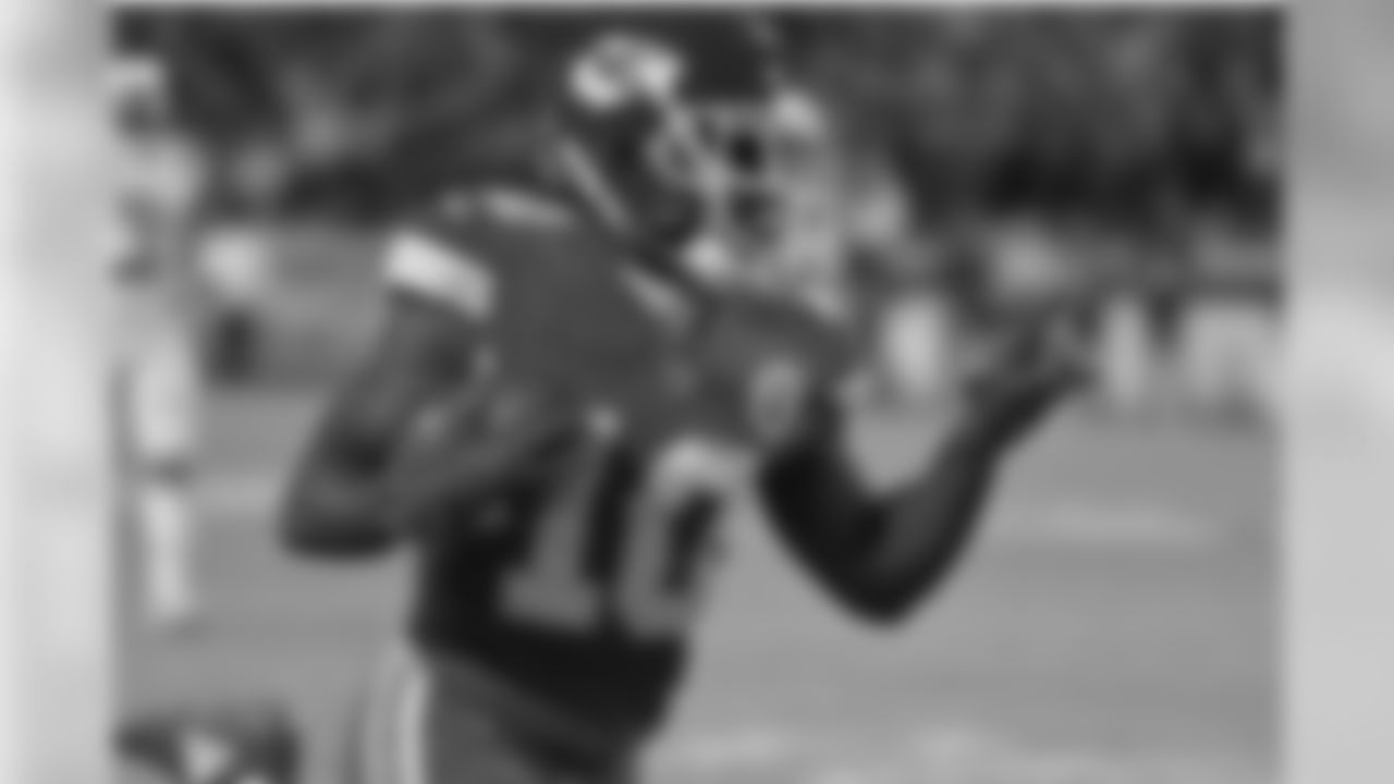 Away: Kansas City Chiefs