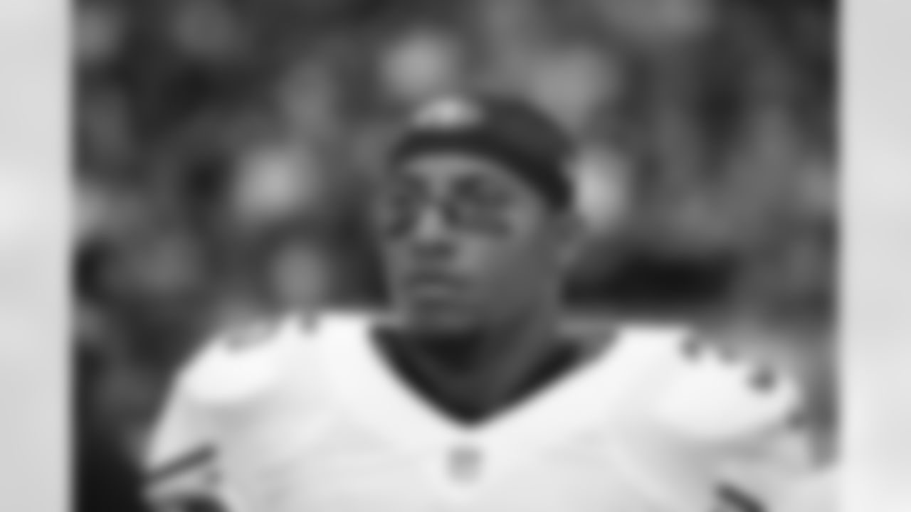 S - Eric Reid