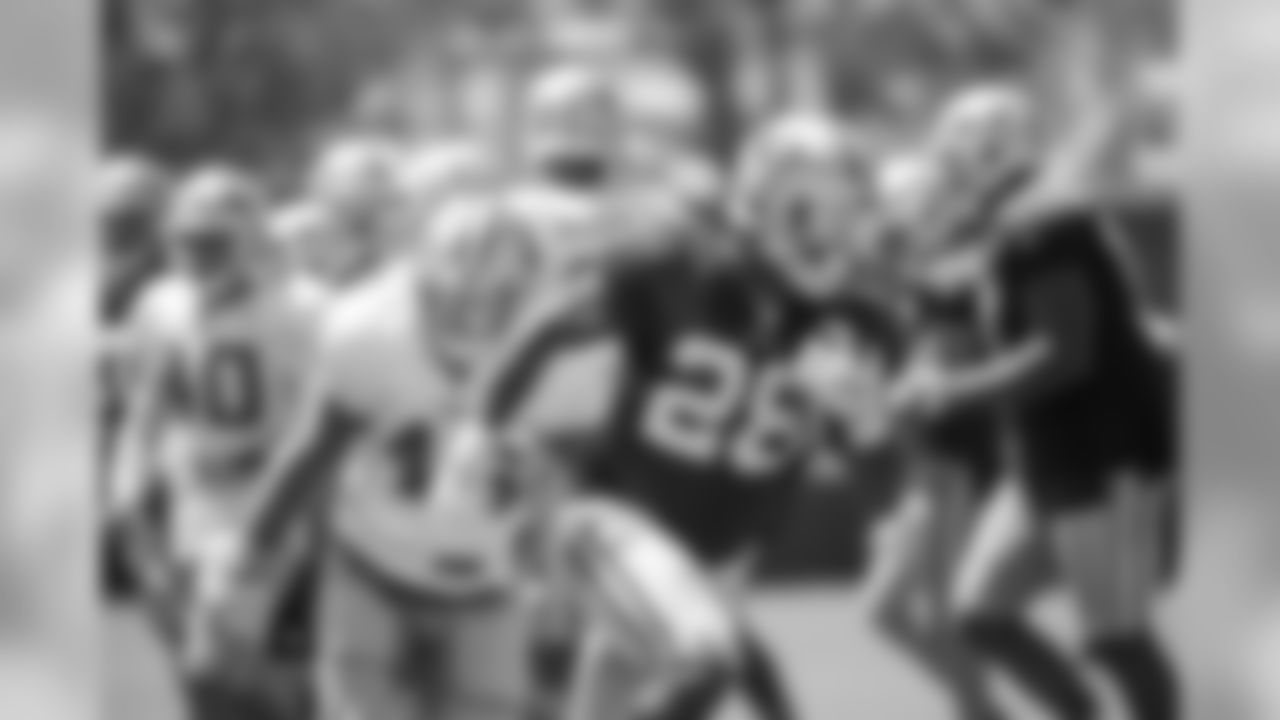 RB Carlos Hyde