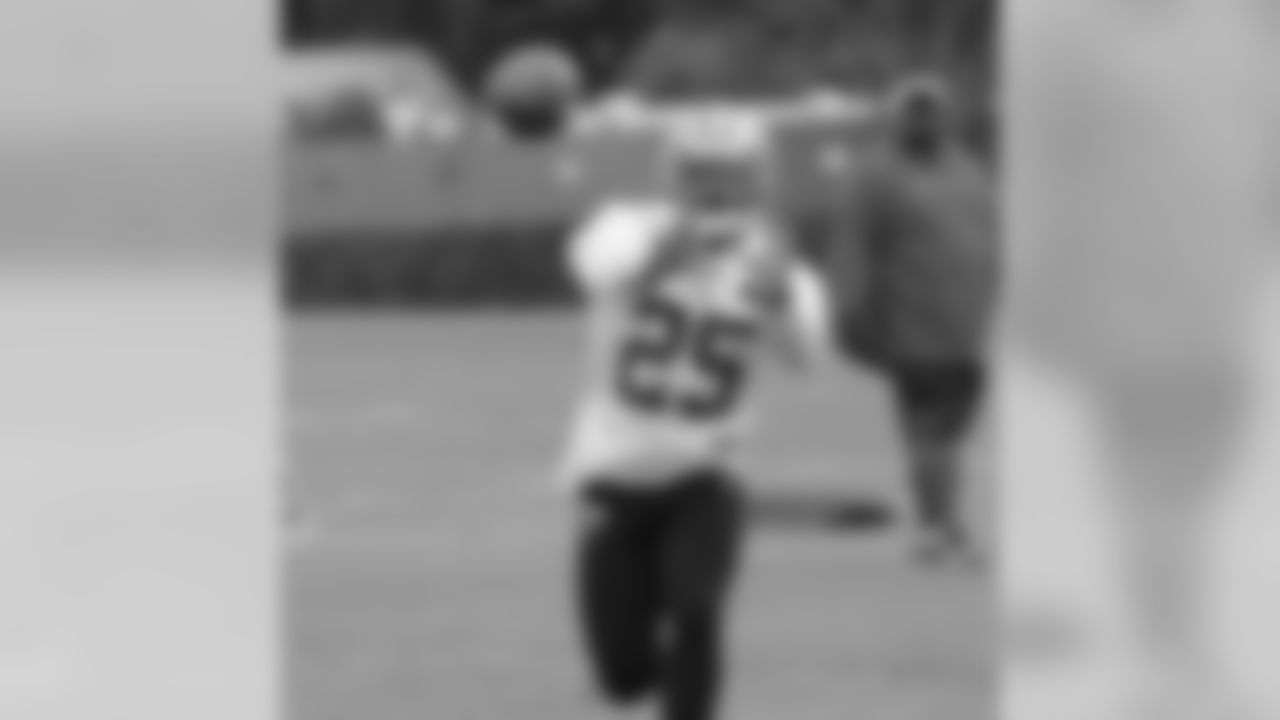 CB Tarell Brown
