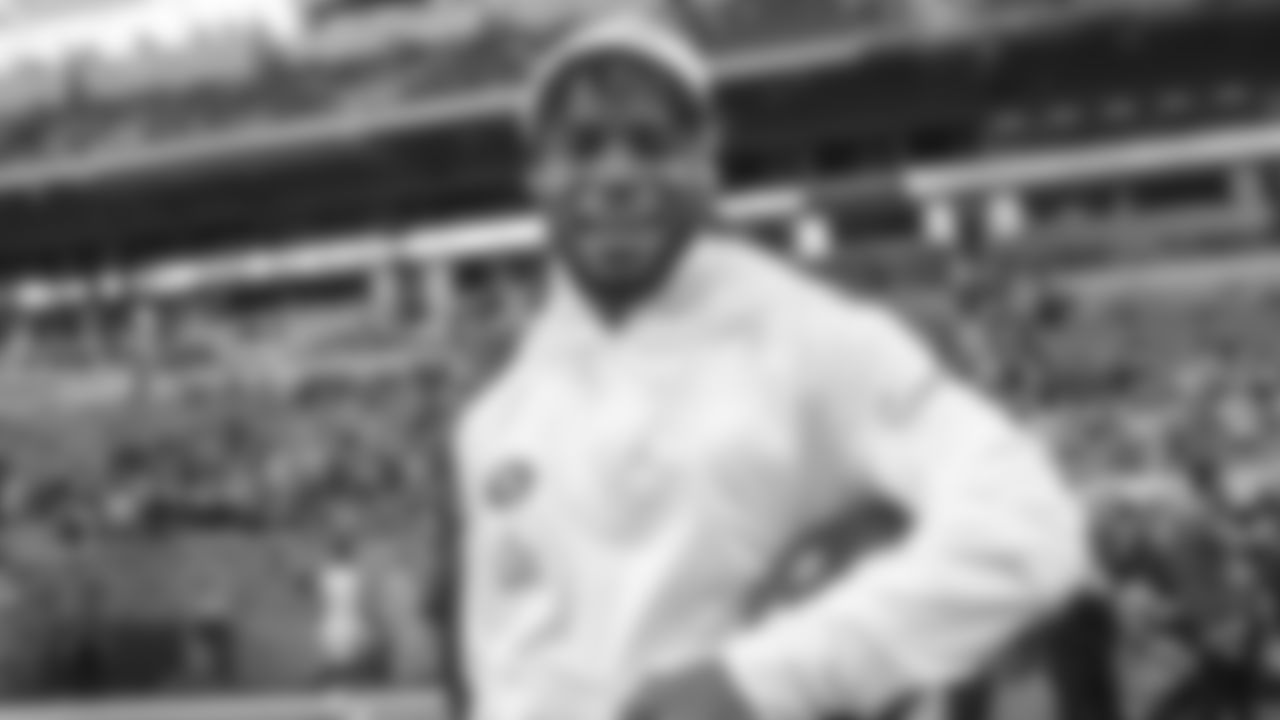 LB Kwon Alexander