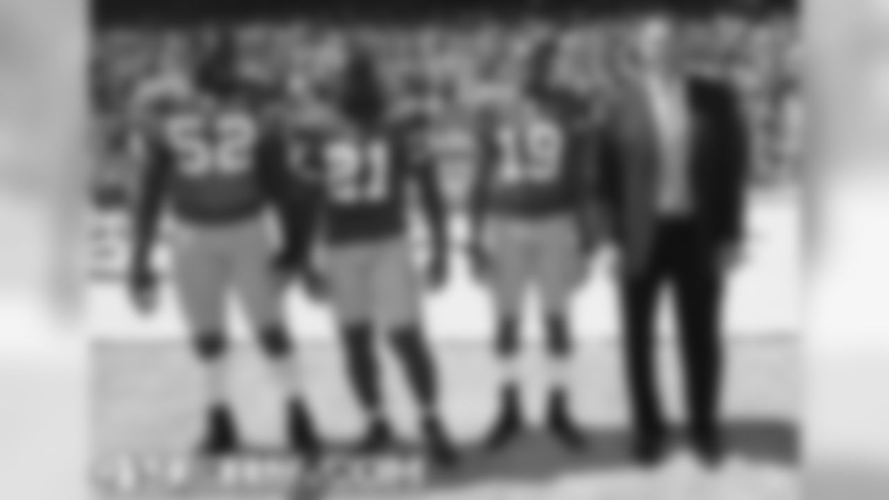 49ers Honorary Team Captain Dwight Clark