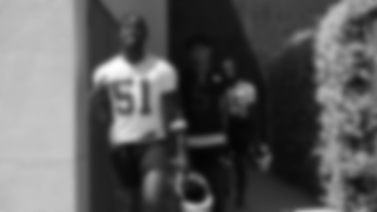 LB Azeez Al-Shaair