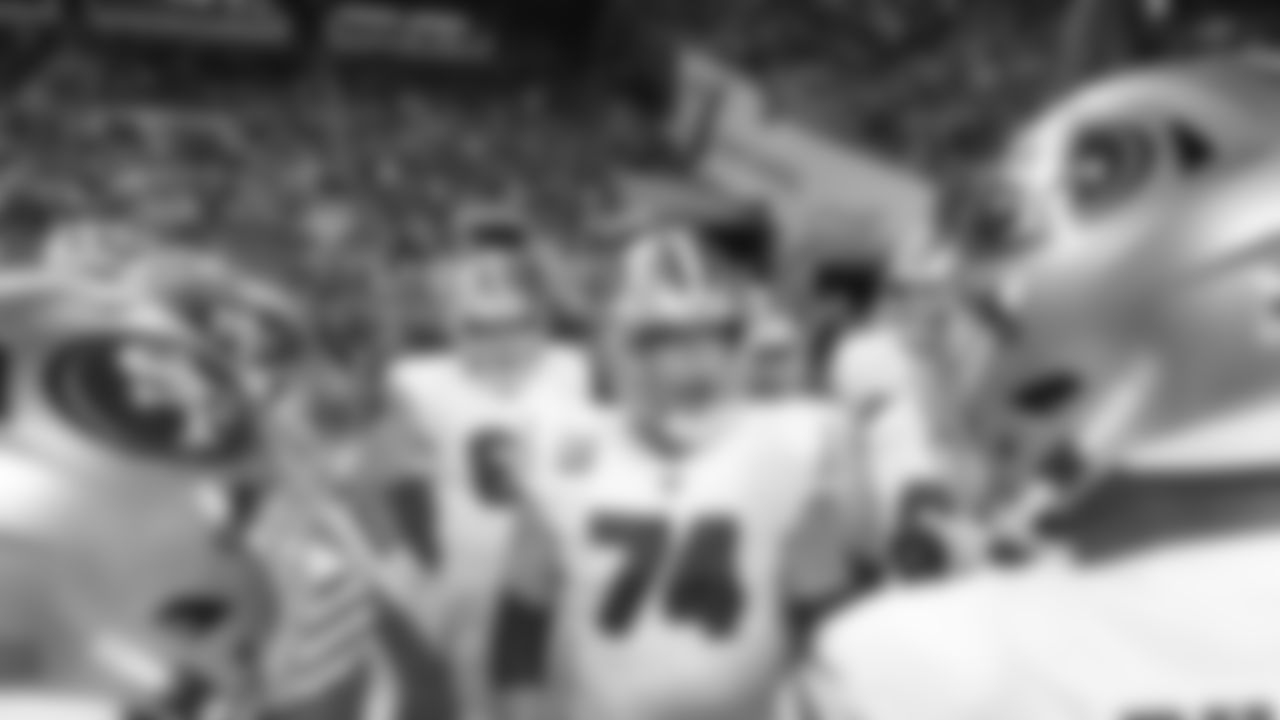 T Joe Staley