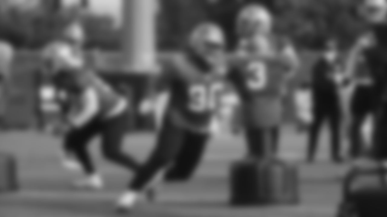 DL Kevin Givens
