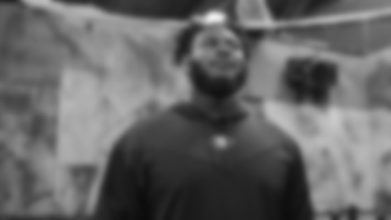 OL Jason Poe